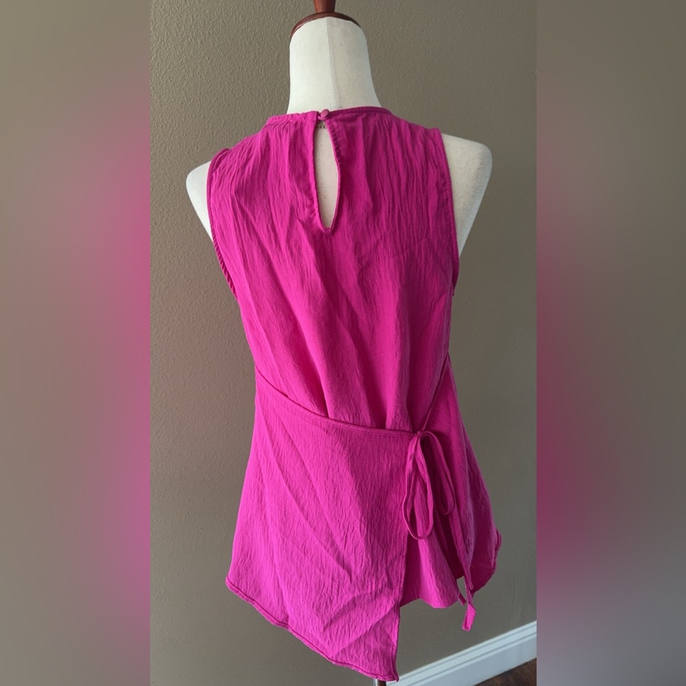Fuchsia wrap sleeveless top - Picture 7 of 12